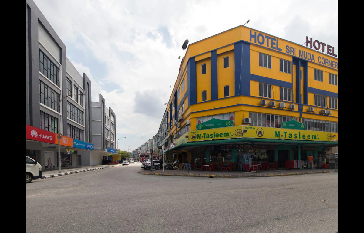 https://stg.ibook.com.my/storage/6682/HOTEL-SRI-MUDA-(1).jpg